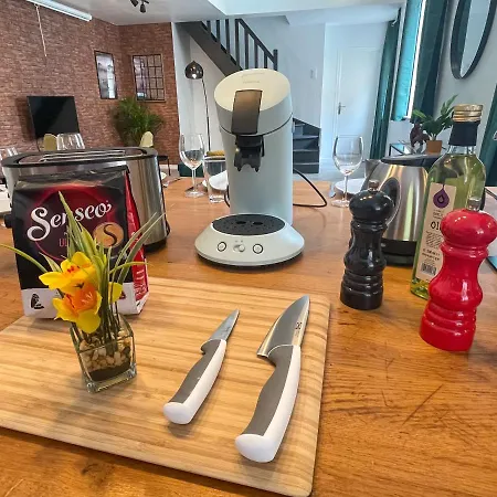 Superbe Appartement-sauna-cinema-parking-gare Appartamento